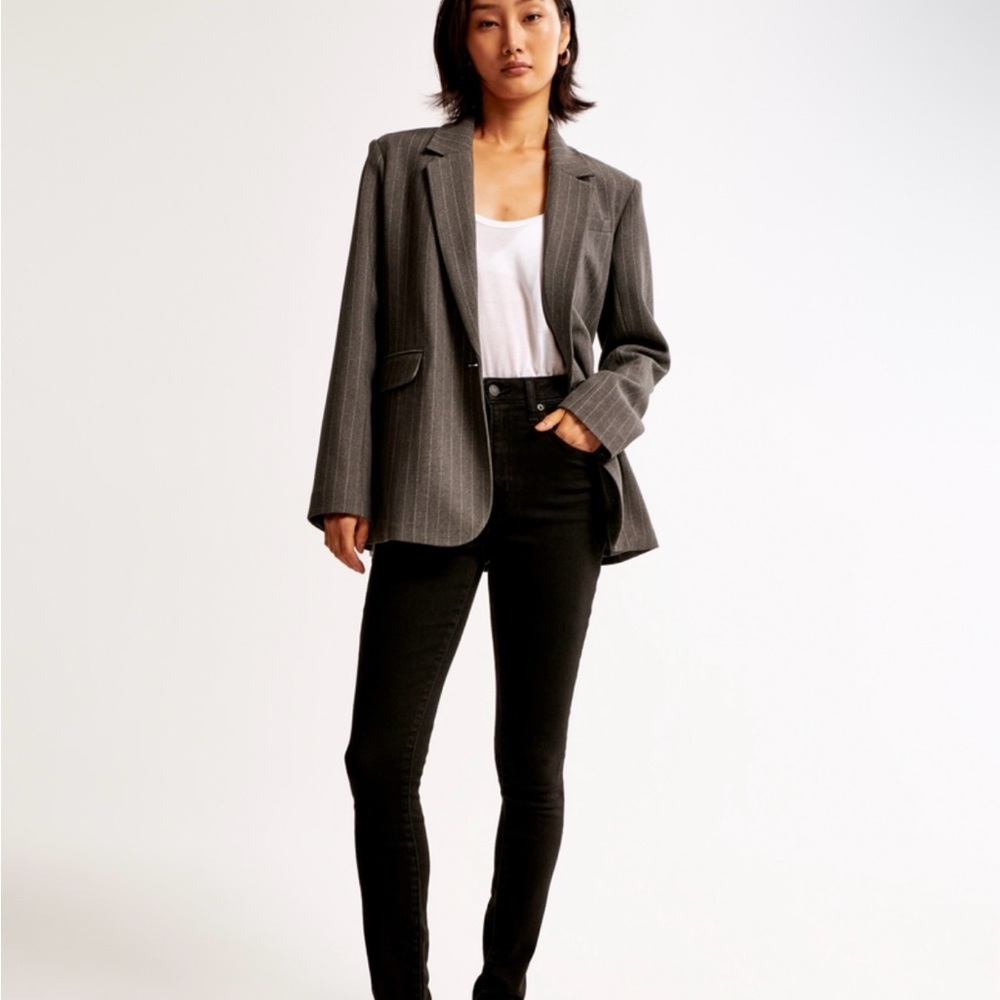 Abercrombie High Rise Super Skinny Jean